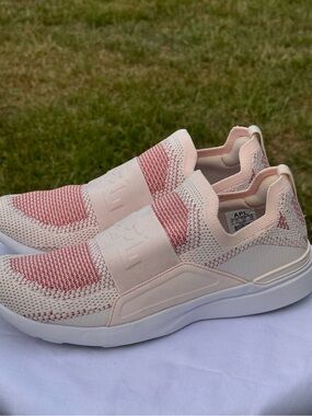 Ladies APL TechLoom Bliss Slip-On Sneakers - Pink/White